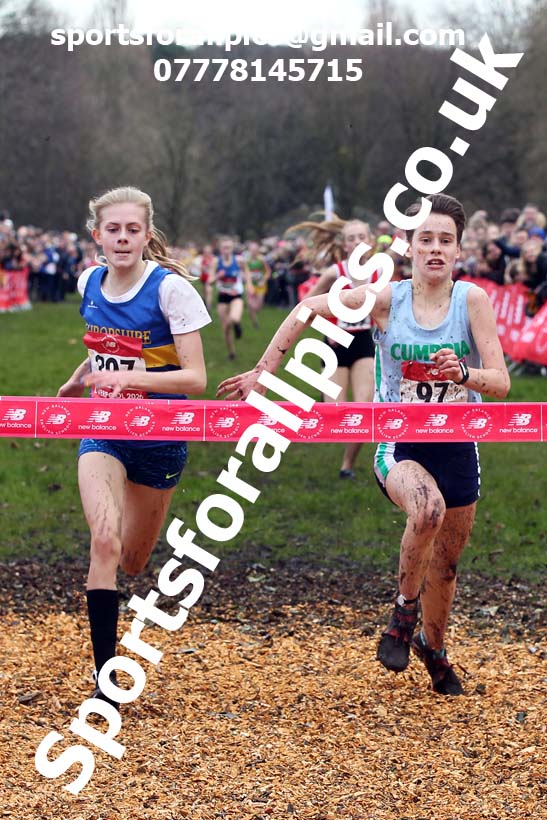 Junior girls, 2020 New Balance English Schools Champs., Sefton Park, Liverpool. Photo: David T. Hewitson/Sports for All Pics